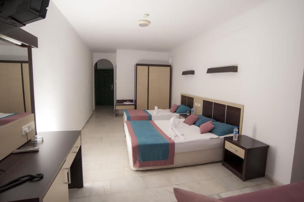 Semt Luna Beach Hotel 21/45