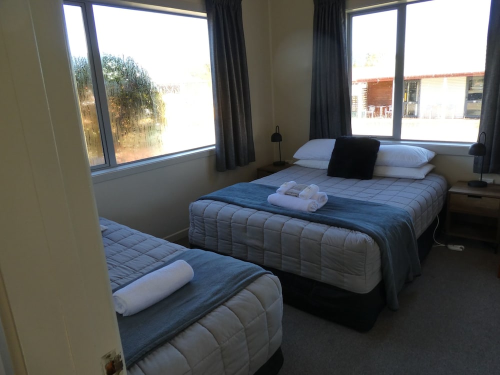 Franz Josef Top 10 Holiday Park 40/75