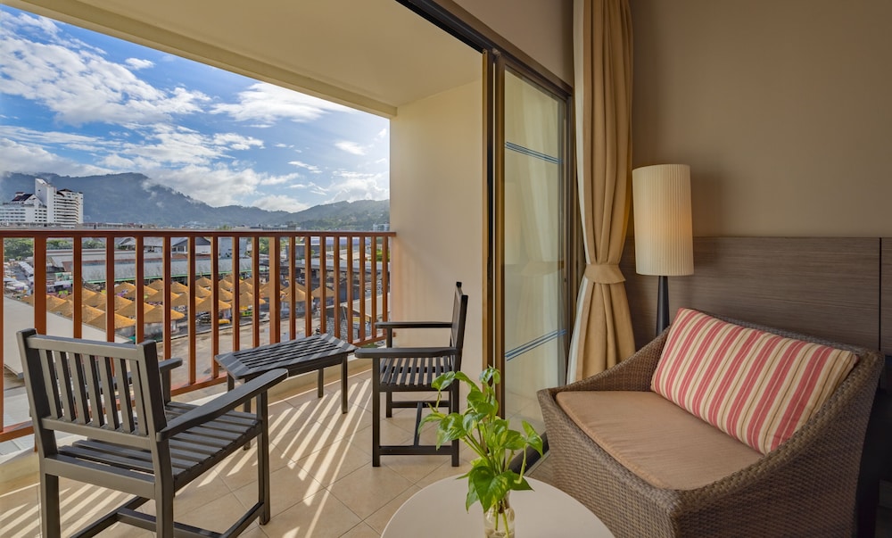 Deevana Plaza Phuket Patong 47/73