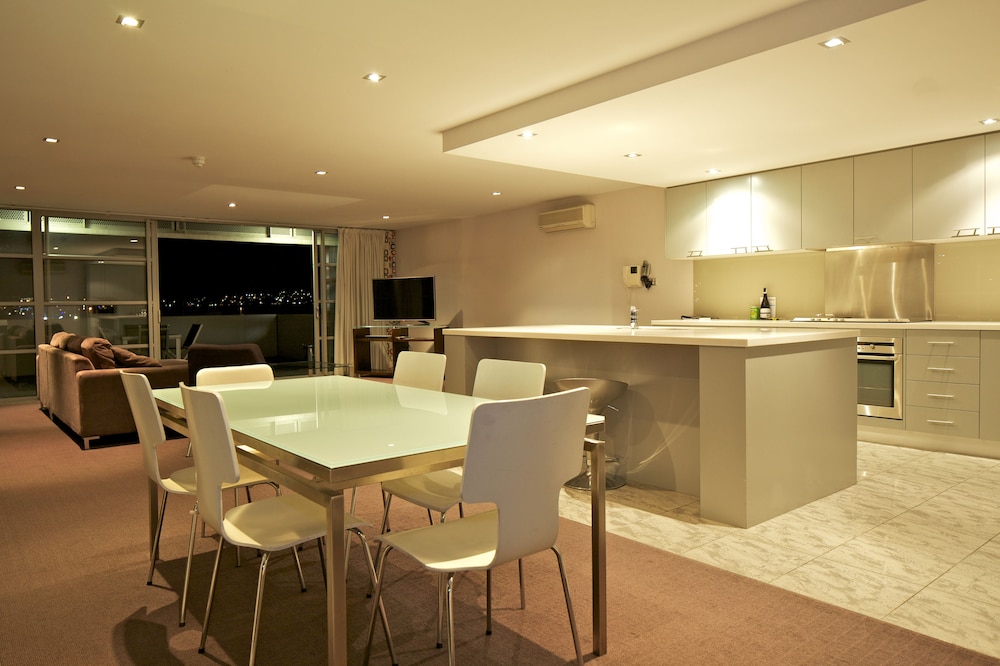 Zero Davey Boutique Apartments 29/33