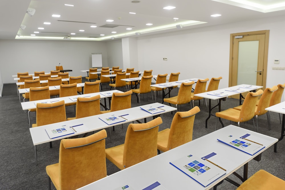 Holiday Inn Express Istanbul - Altunizade 36/42