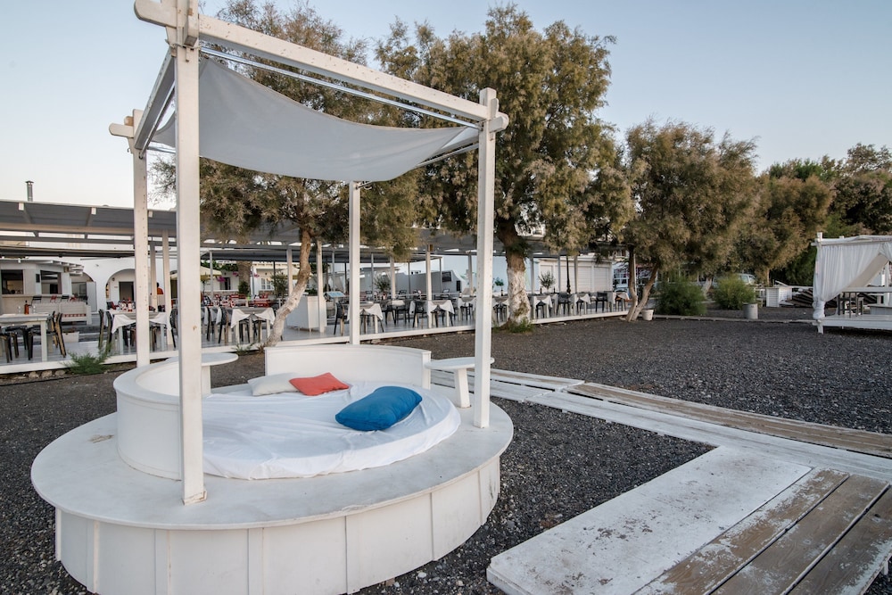 Beach Boutique Hotel 57/67