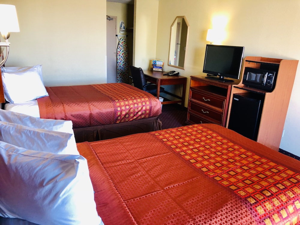 Americas Best Value Inn Tulsa at I-44 28/44
