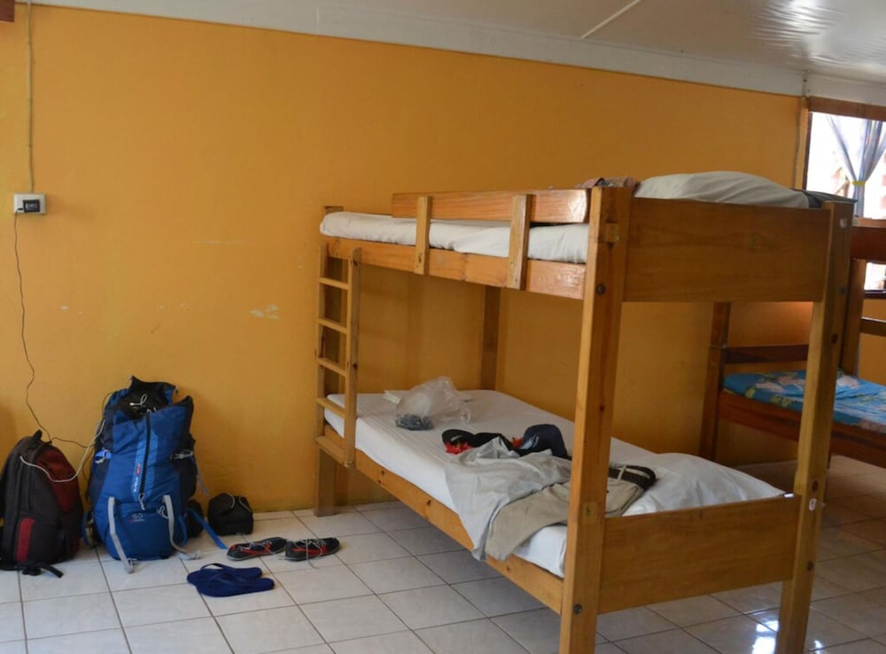 Ratu Kini Backpackers & Dive Resort 31/67
