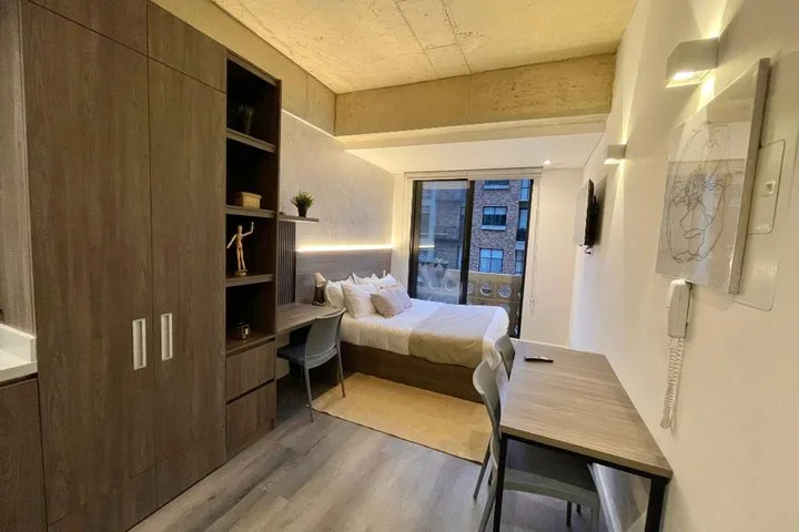 Edificio Universal 85 10/16