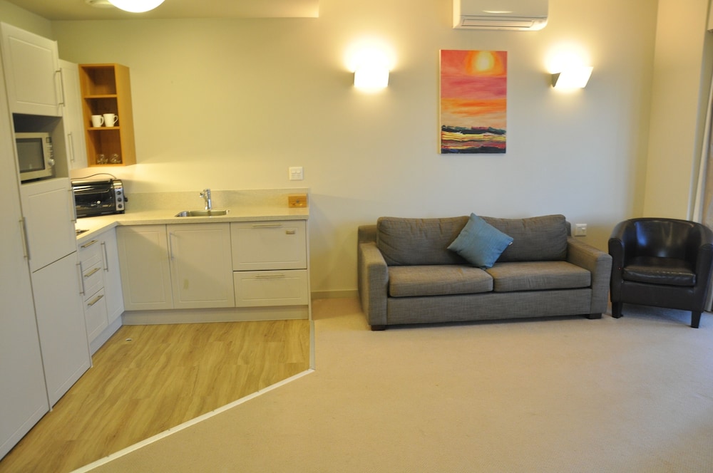 Ocean Breeze Hotel Takapuna 13/41