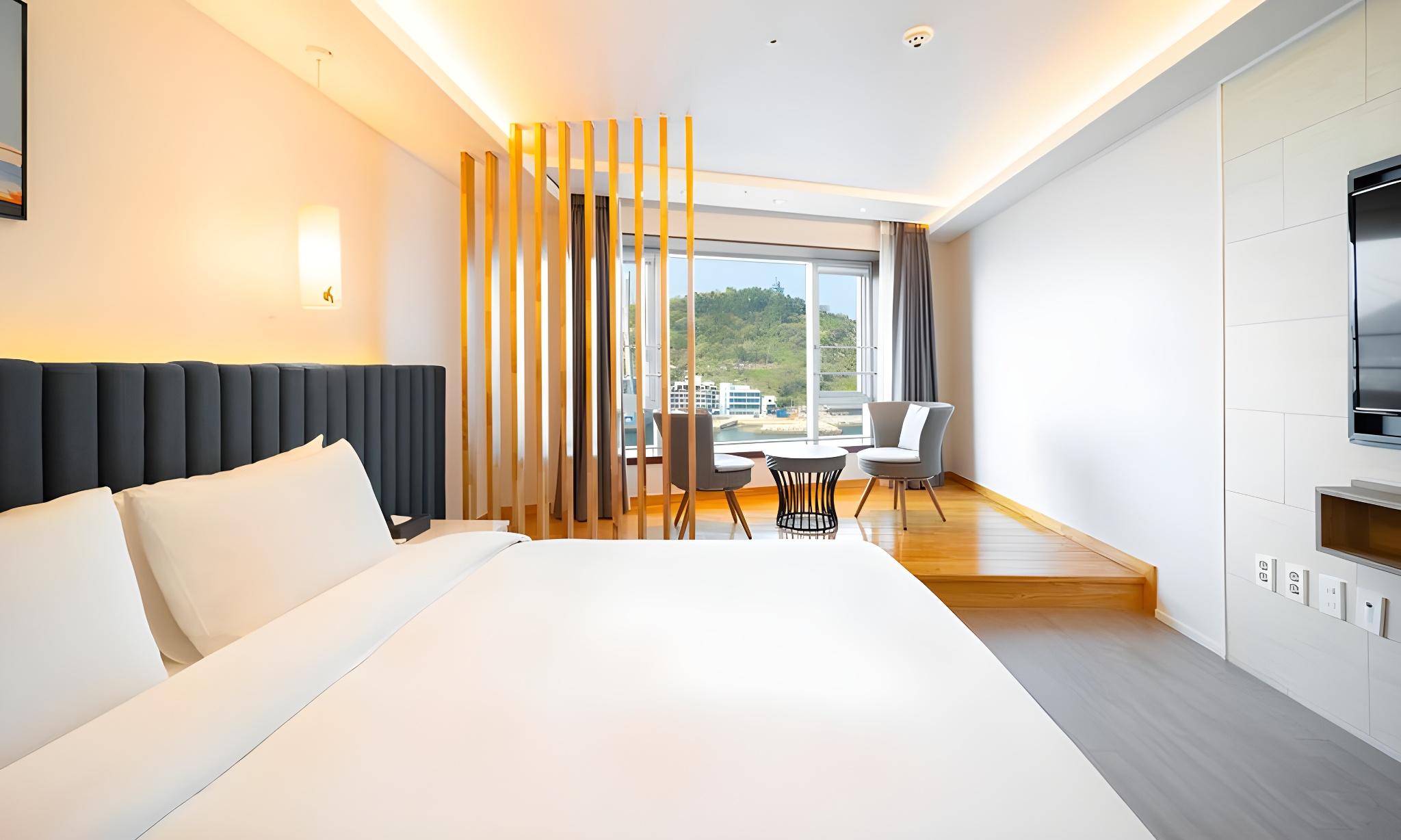 Presidential, Ocean, Suite