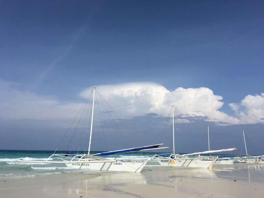 Villa Romero De Boracay 47/58