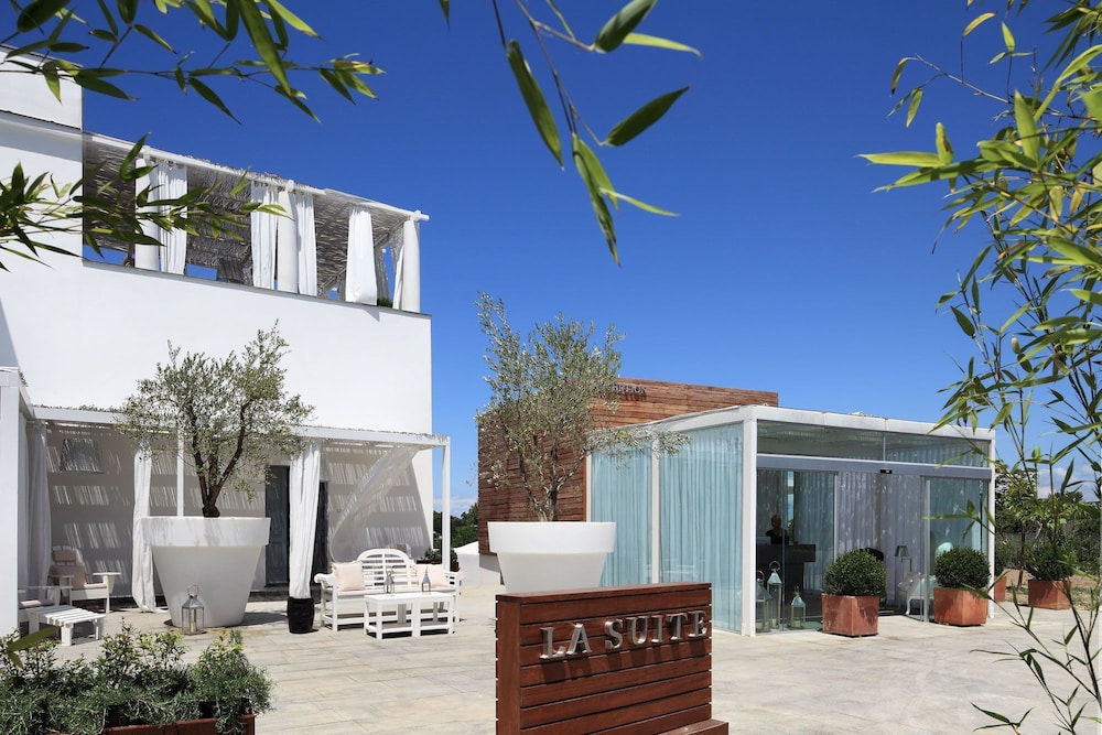 La Suite Hotel Spa X 6/50