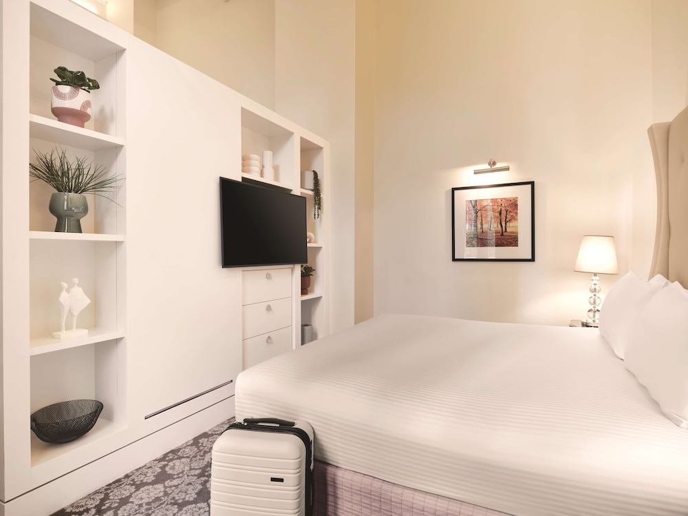 Rendezvous Hotel Melbourne 24/64