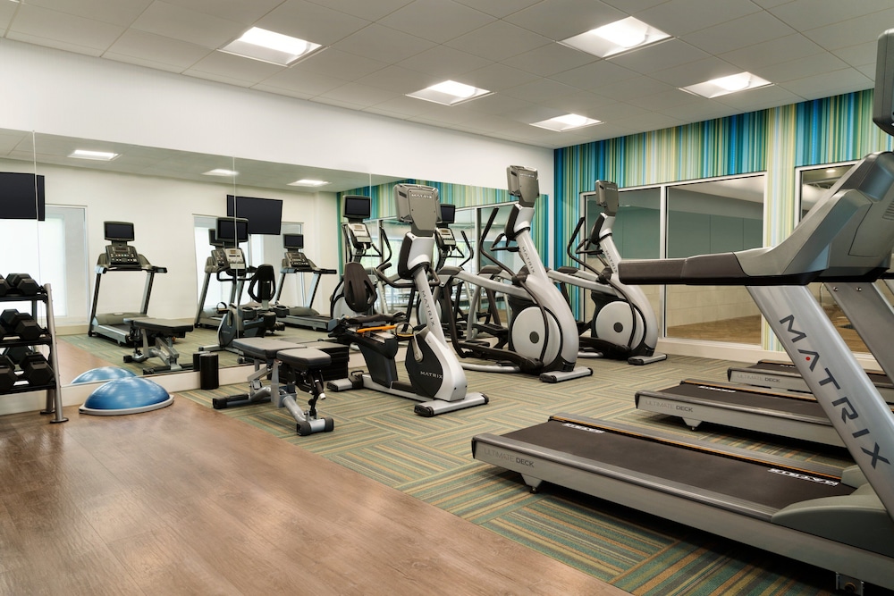 Holiday Inn Express And Suites Savannah W Chatham Parkway 27/45