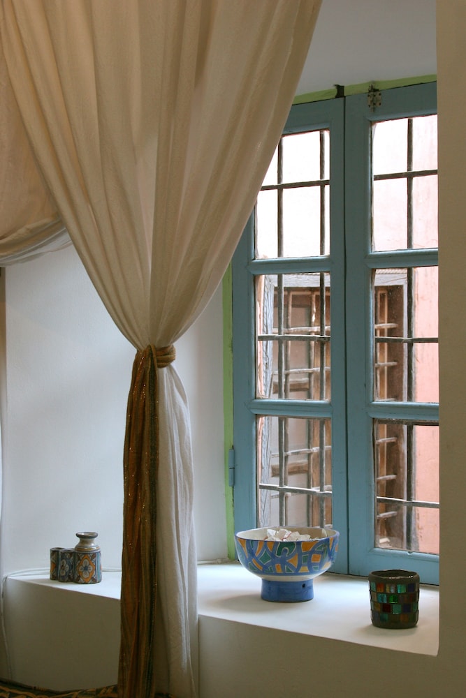 Riad Karmela 37/50