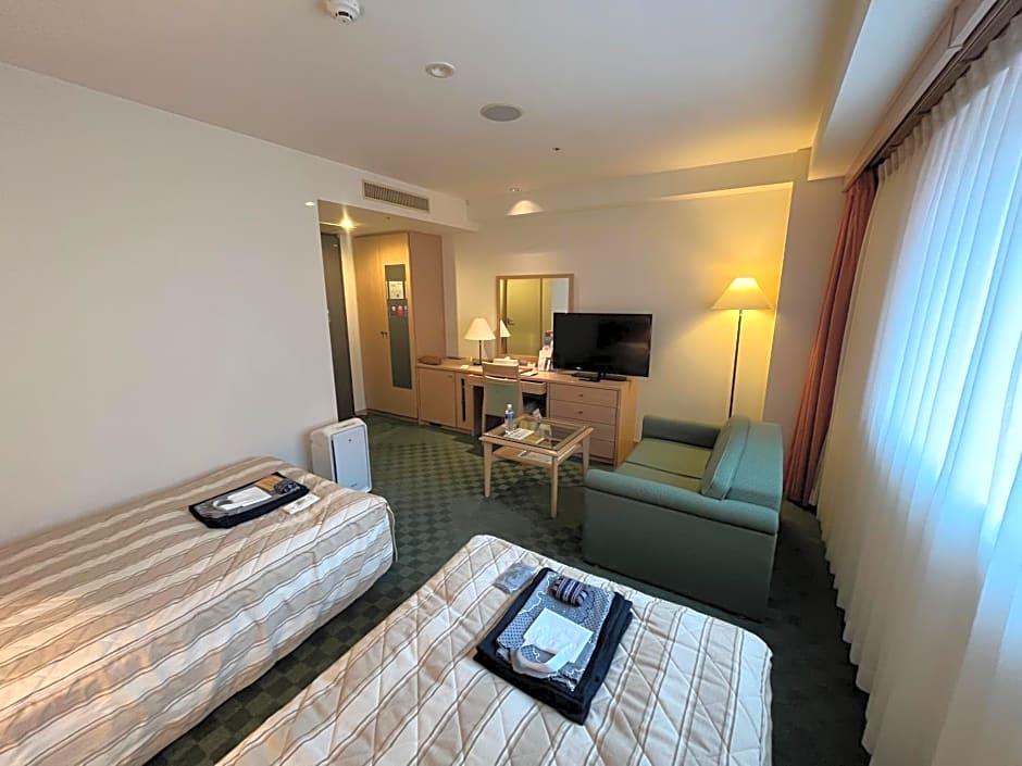 Jasmac Plaza Hotel 6/46