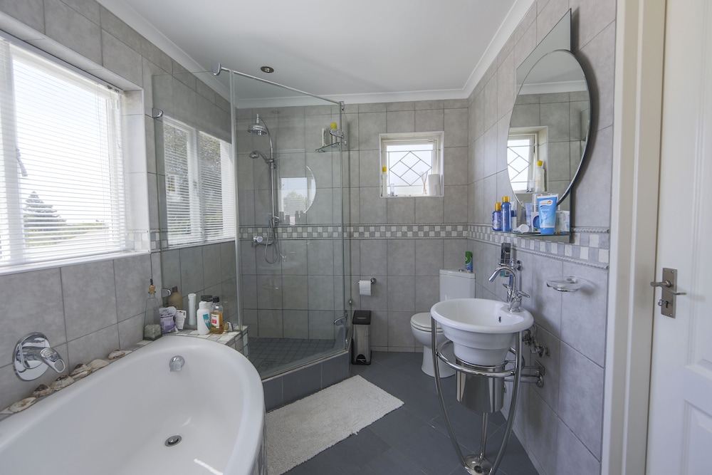 Constantia Cottages 44/50