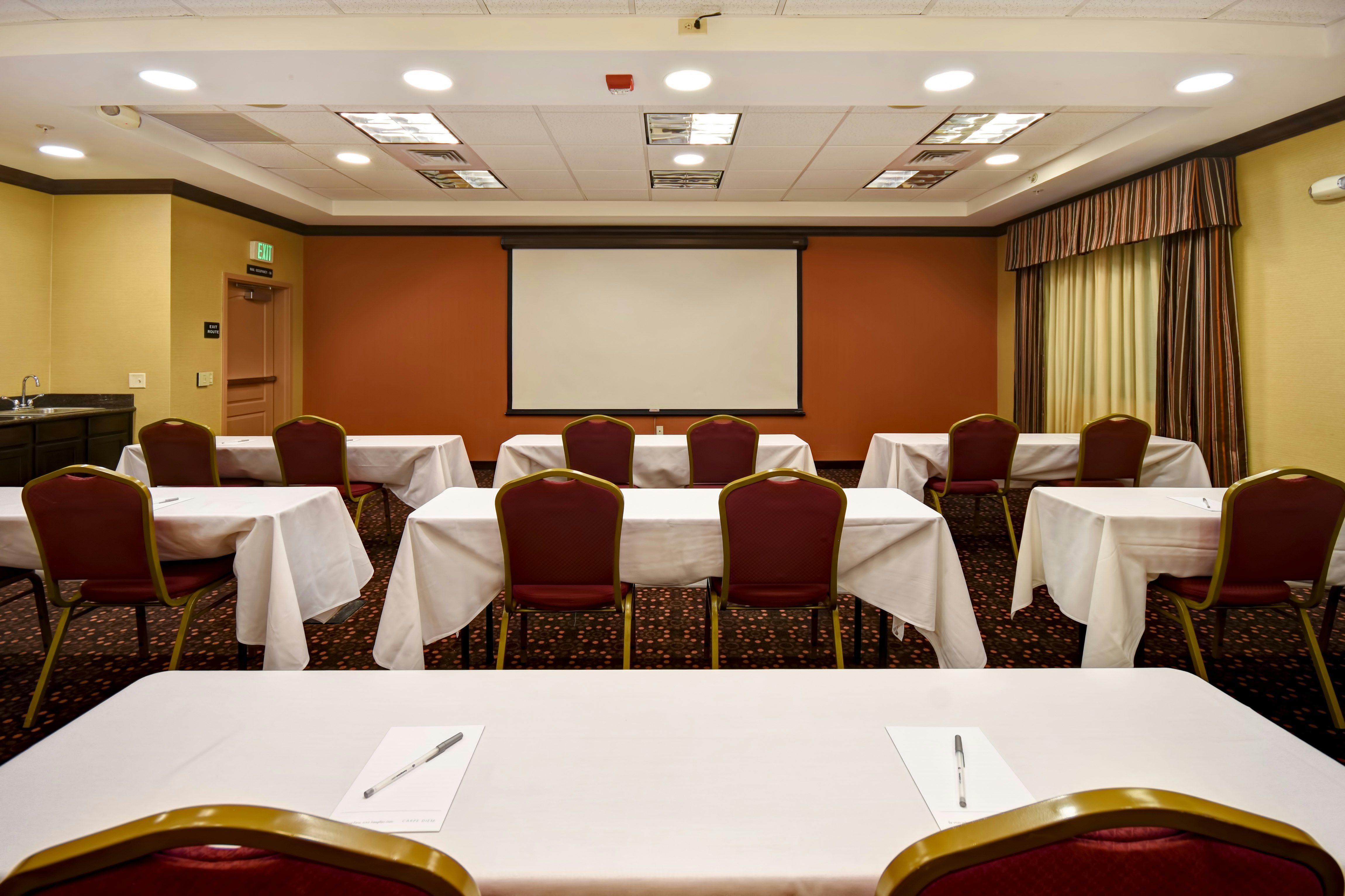 Hampton Inn And Suites Folsom 39/50