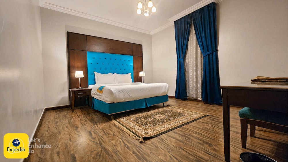 2 BEDROOMS, DELUXE, APARTMENT