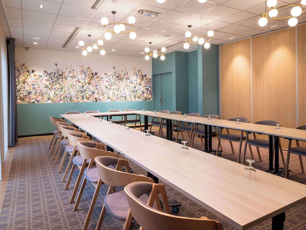 Ibis Pontivy 45/62