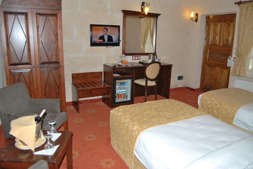 Dilek Kaya Hotel Special Class 26/71