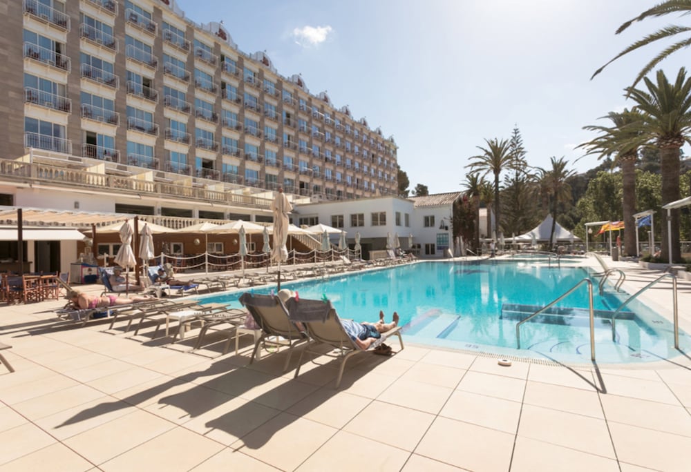 Minura Cala Galdana and Apartamentos D Aljandar 6/50