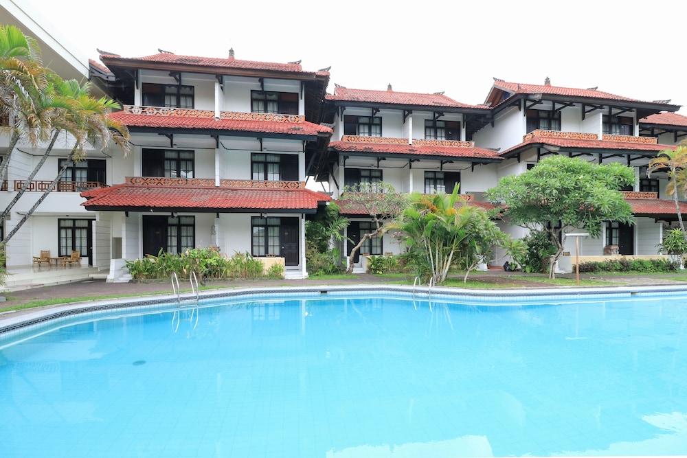 Oranjje Hotel Denpasar 4/56