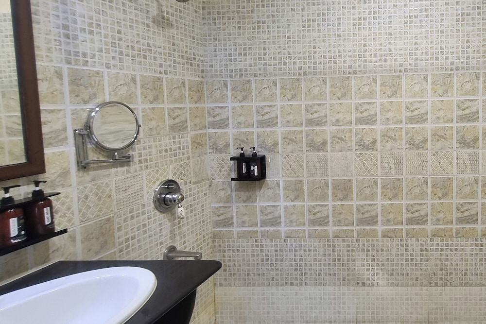 HOTEL LABH GARH PALACE 52/55