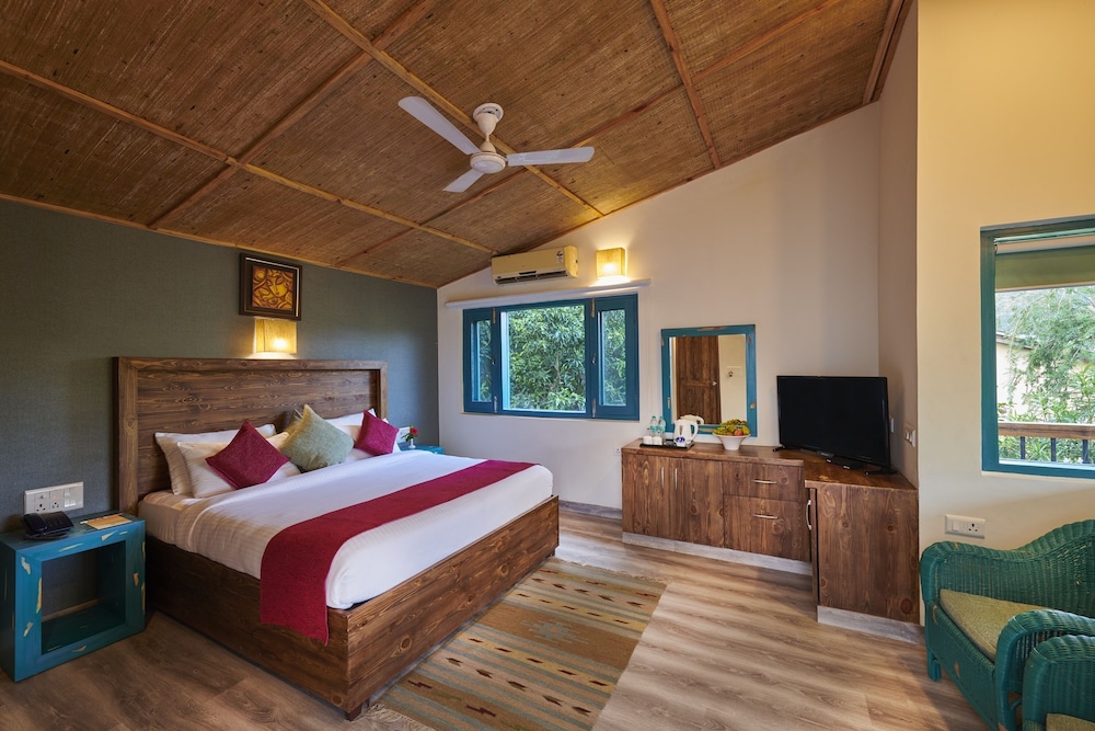 Acorn Hideaway Resort and Spacorbett 16/50