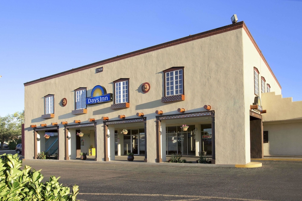 Days Inn by Wyndham Santa Fe New Mexico 1/44