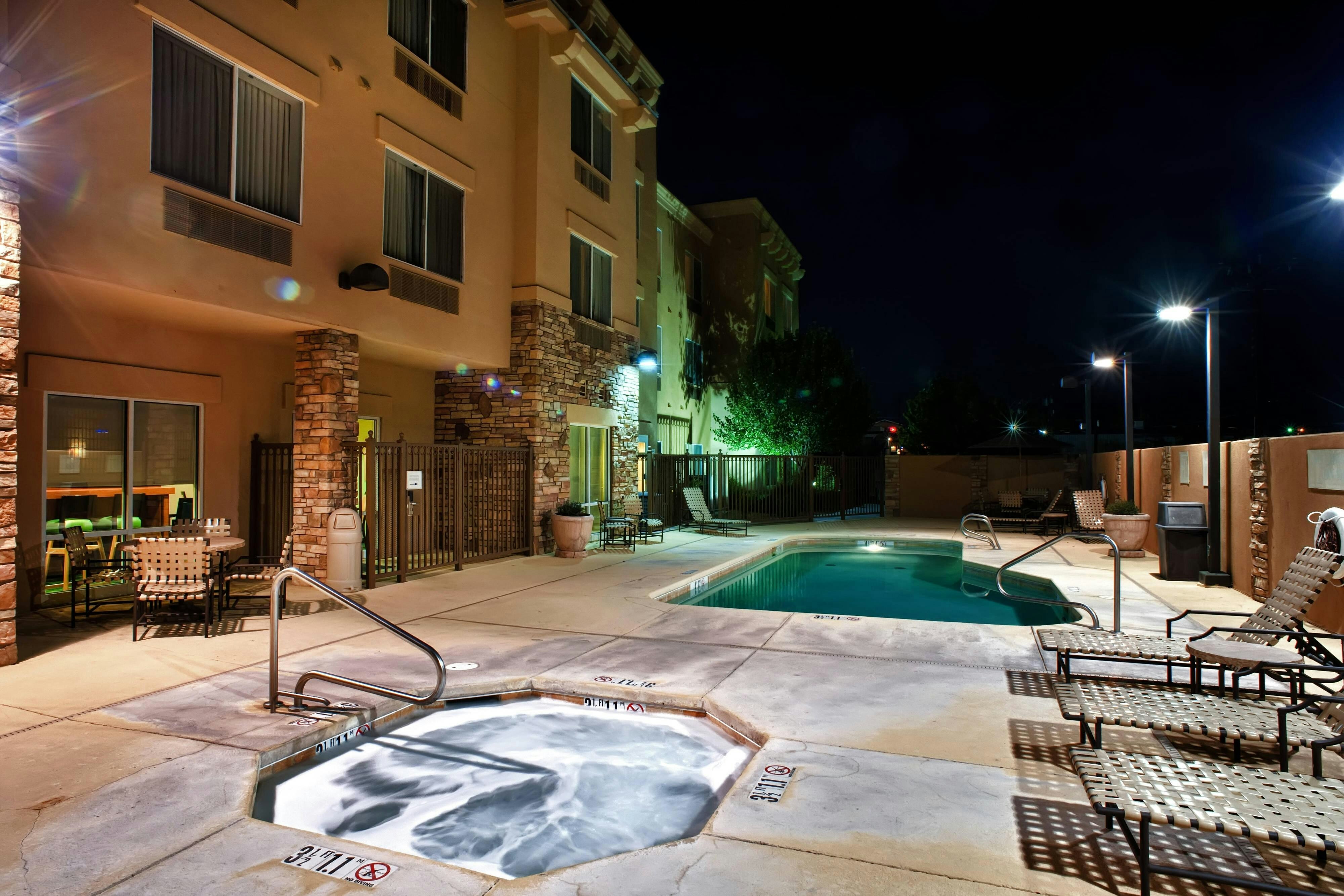 Fairfield Inn And Suites By Marriott Roswell 17/17