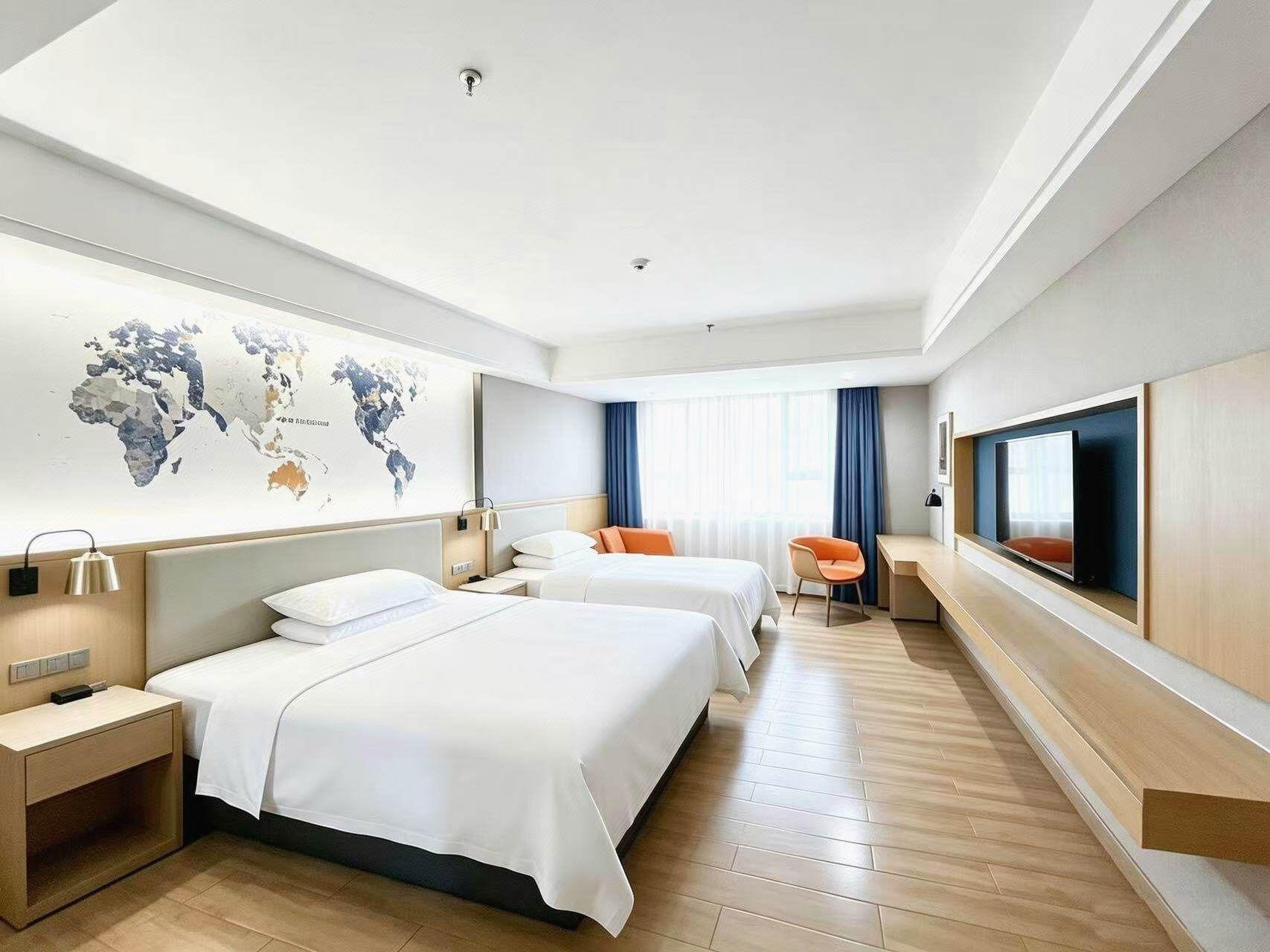 Kyriad Hotel (Guangzhou North Railway Station Metro Station) 25/47