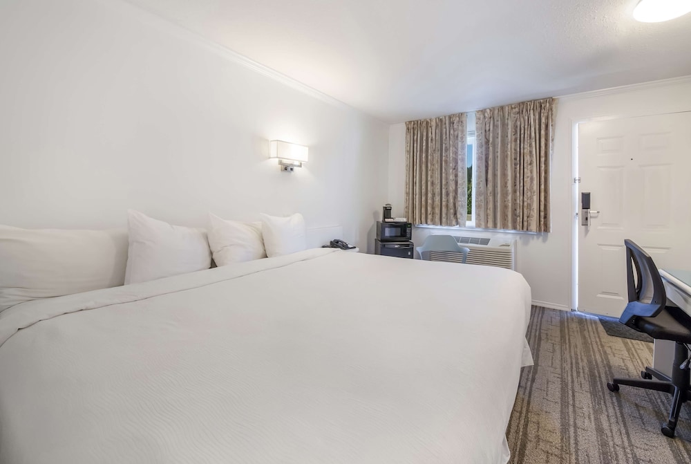 Surestay By Best Western Rossland Red Mountain 5/48