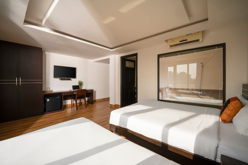 Viet Long Hoi An Beach Hotel 30/53