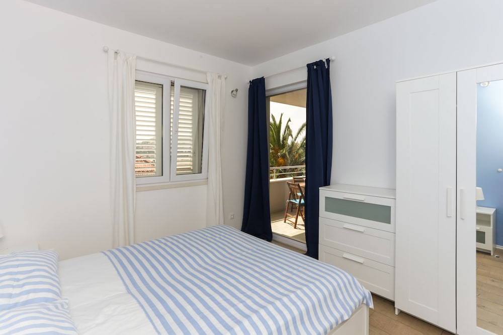 Apartments Villa Karmen 15/50