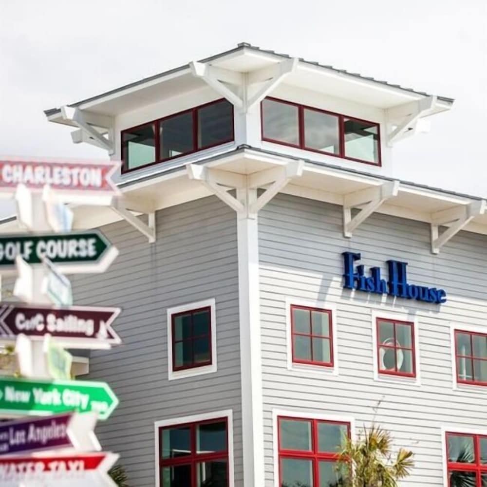 Harborside At Charleston Harbor Resort And Marina 1/50
