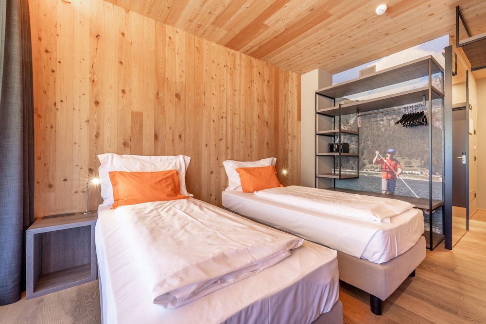 STANDARD, DOUBLE OR TWIN BED