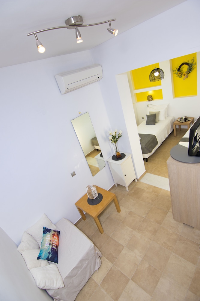 Haraki Villas 22/36