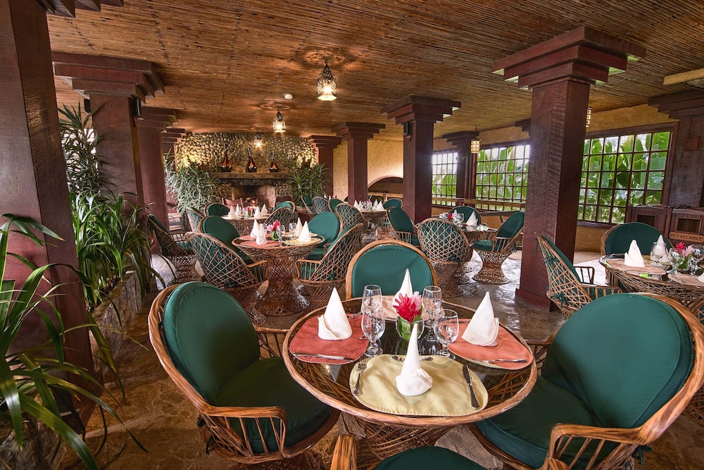 The Peace Lodge At La Paz Waterfall Gardens 46/63