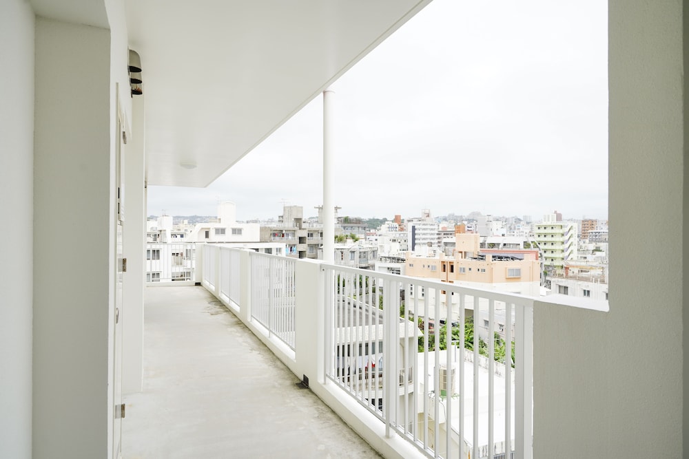 Condominium GOLF GOLF Tsuboya 17/18