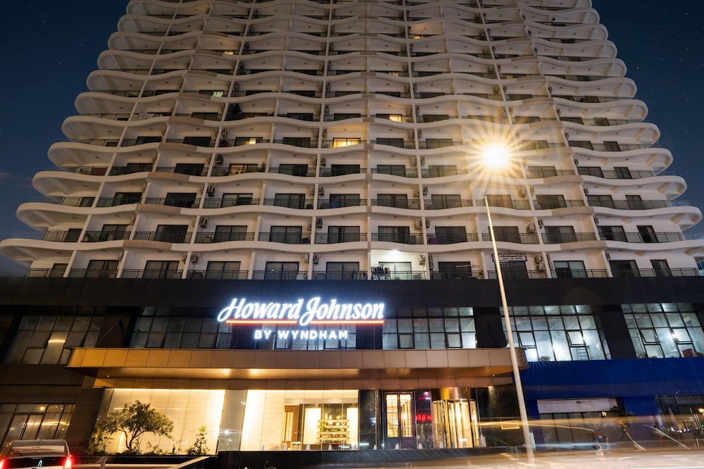Howard Johnson By Wyndham Phnom Penh Tk 3/57