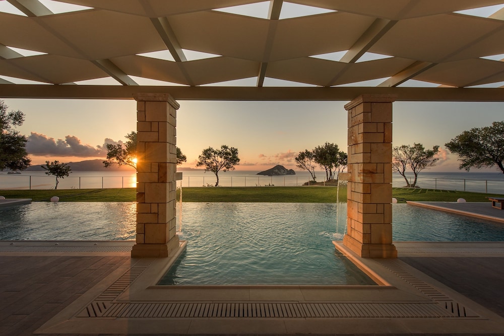 Artina Luxury Villa 14/50