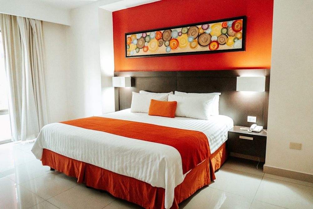 Bahia Escondida Hotel 20/65