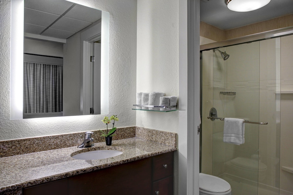 Residence Inn By Marriott Cleveland Downtown 9/54