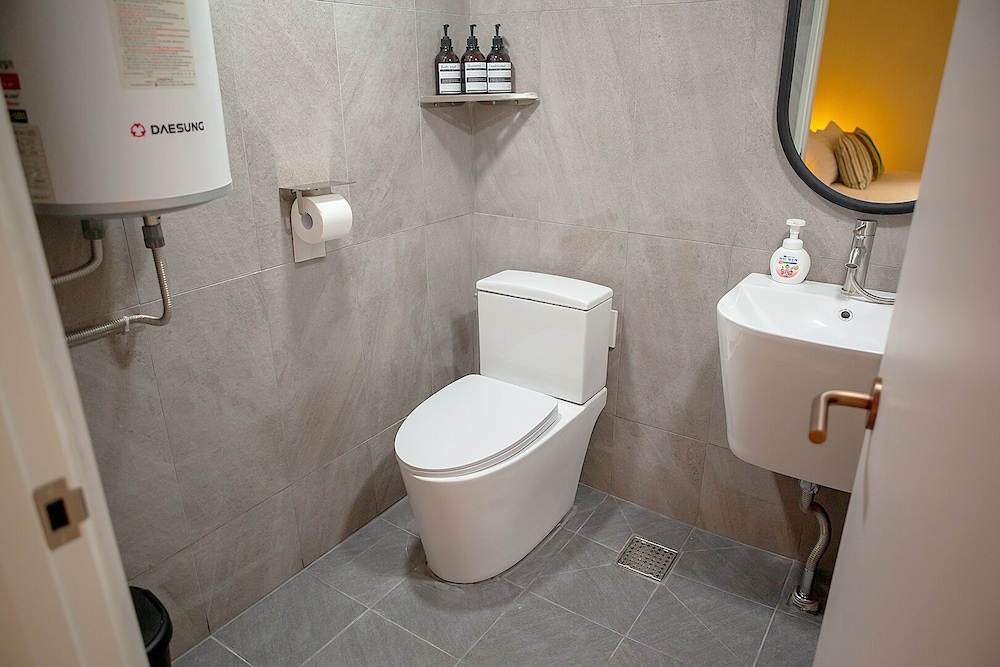 Familie Guest House Busan Station - Hostel 49/50