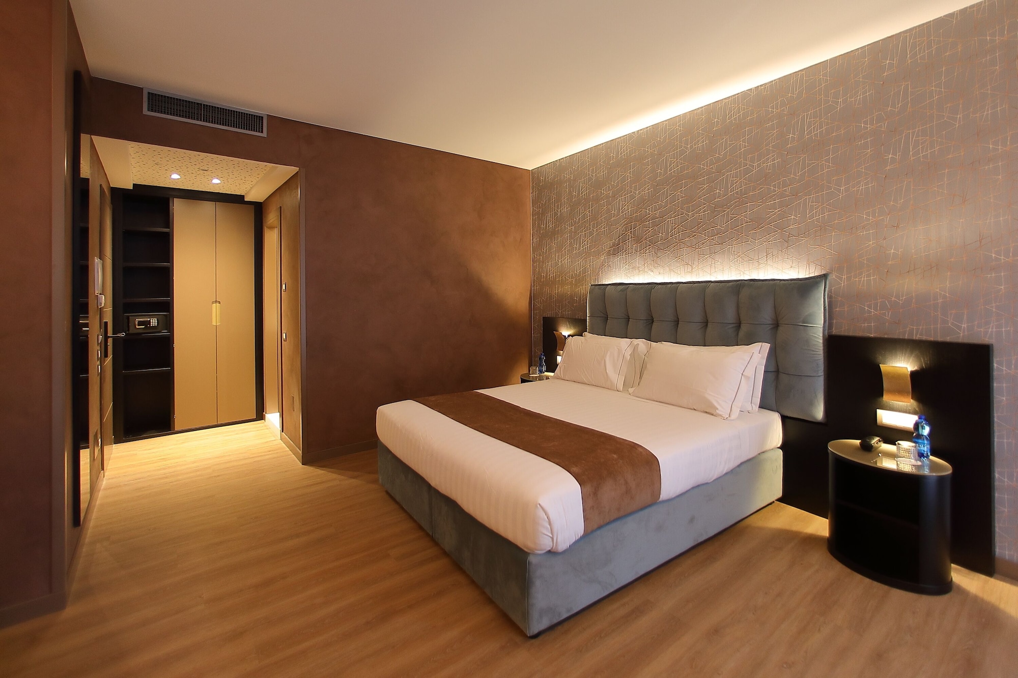 STANDARD, DOUBLE BED