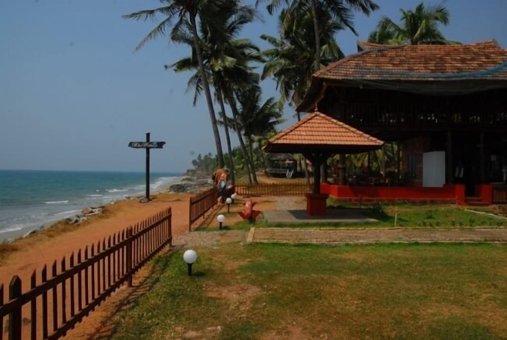 Blue Water Beach Resort 12/23
