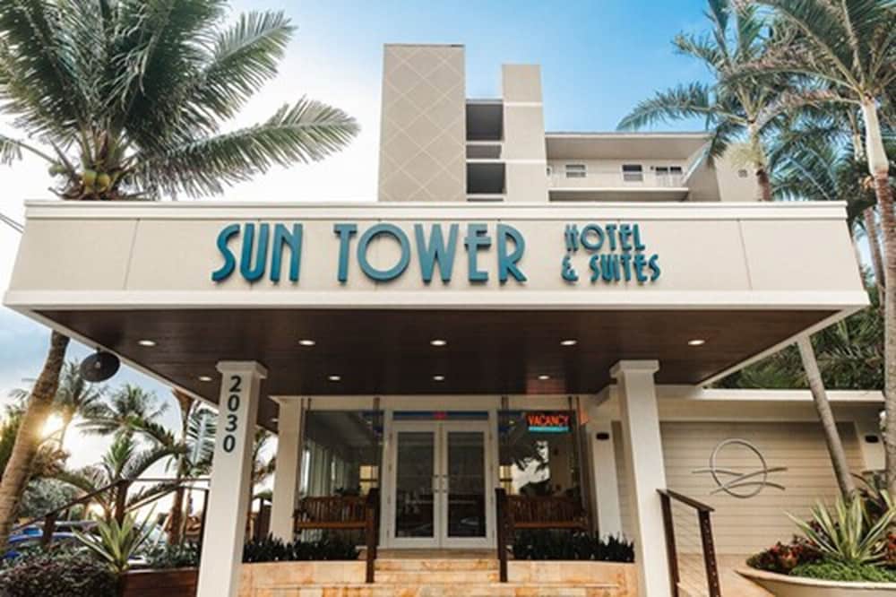 Sun Tower Motel On the Beach 2/52