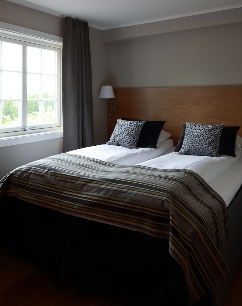 Sanner Hotell 13/50