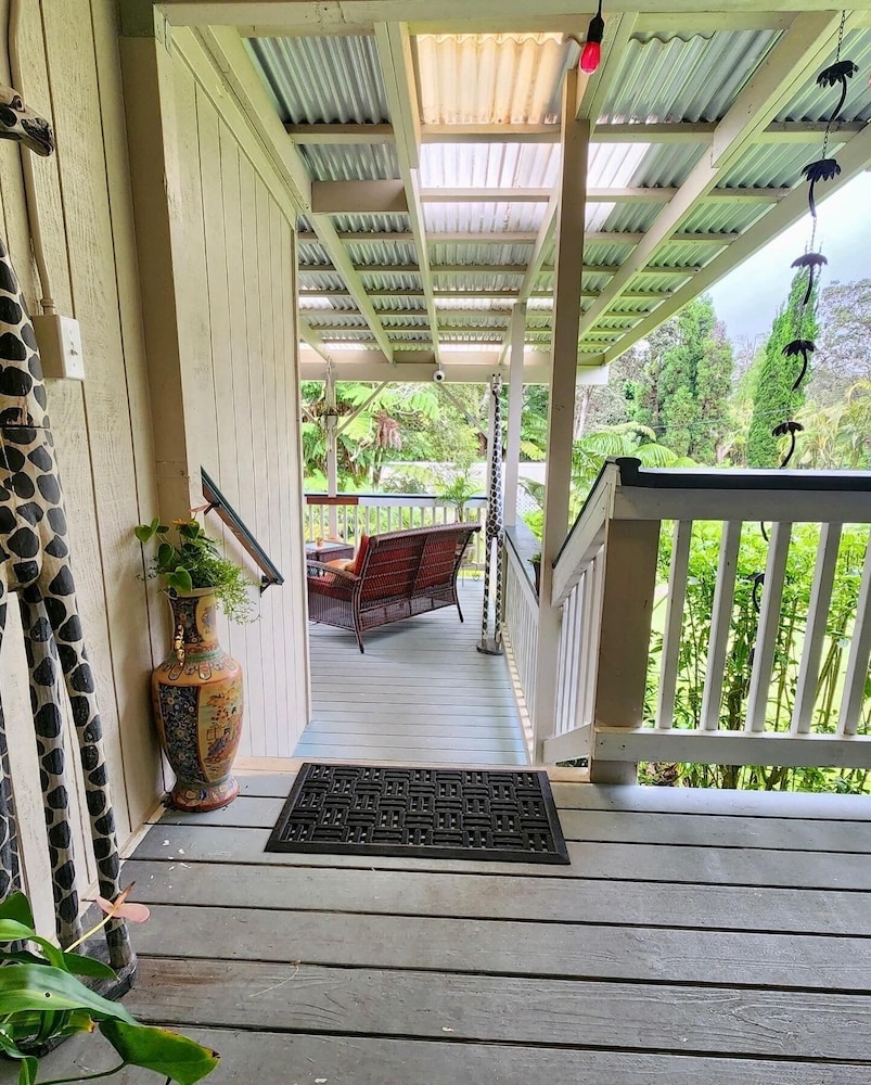 Aloha Junction Guest House 5/50
