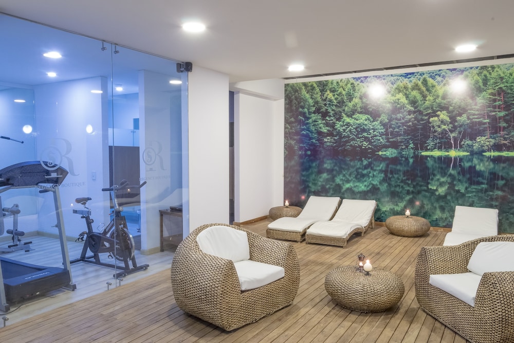 Hotel Apartamentos Regency La Feria 31/50