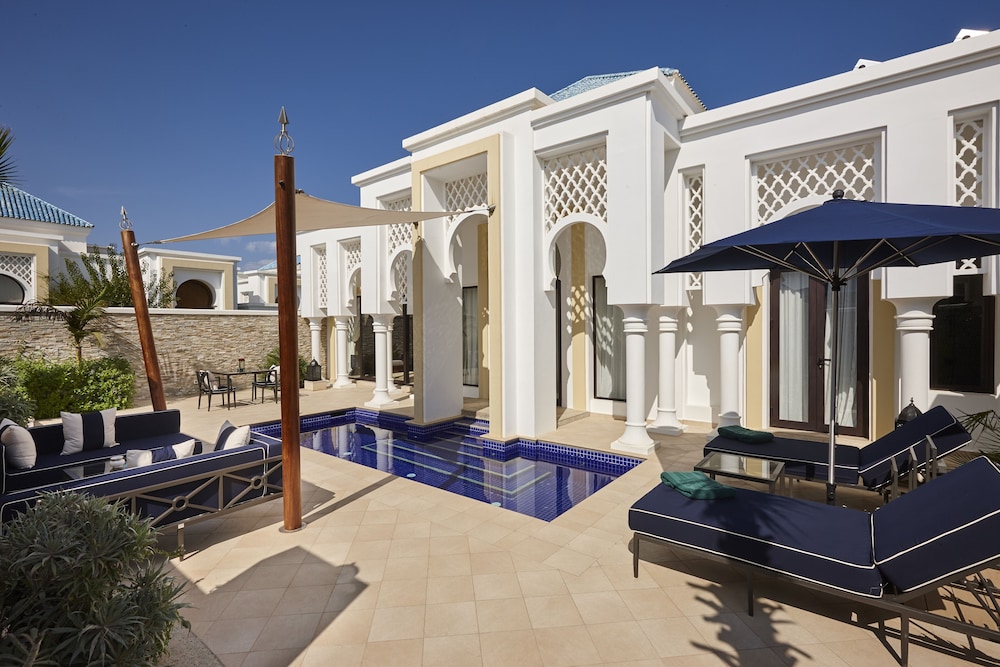 Banyan Tree Tamouda Bay 1/87