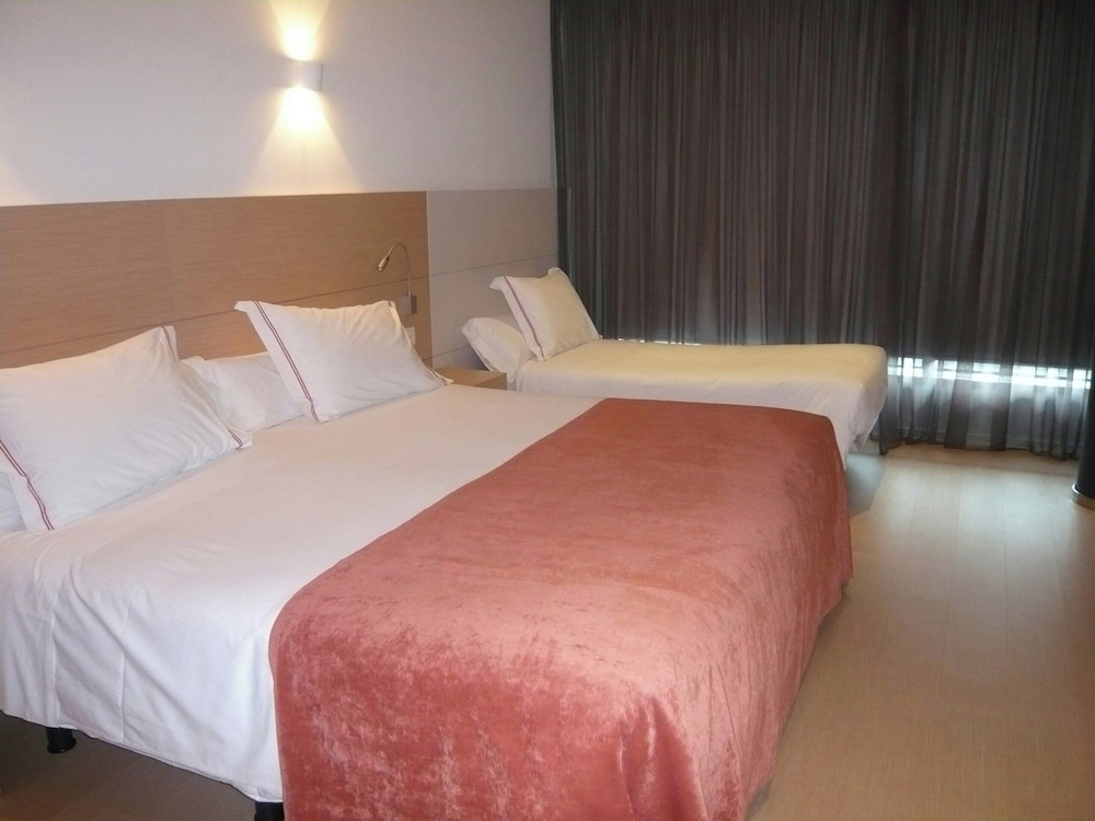 غرفة ثلاثية بثلاثة أسرّة، Sercotel Hola Tafalla 7/10